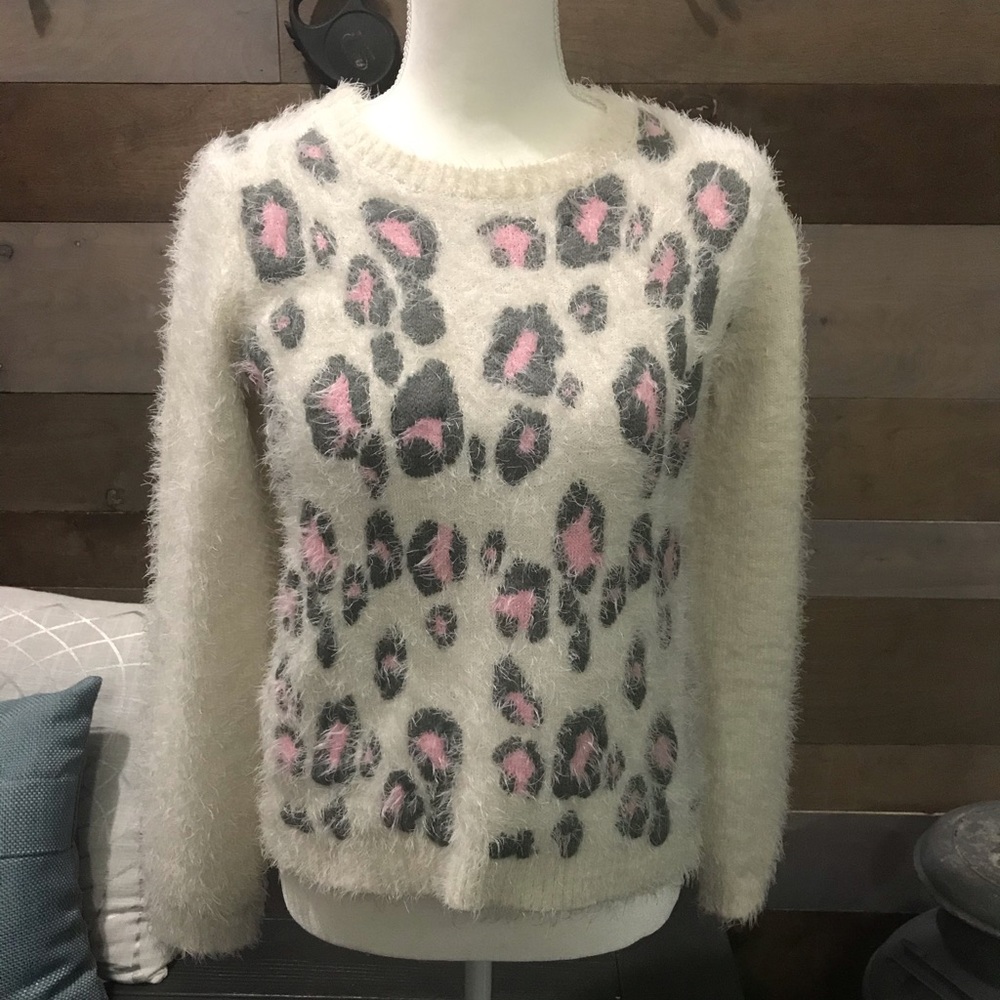 Girls Circo XL 14/16 sweater. Excellent condition